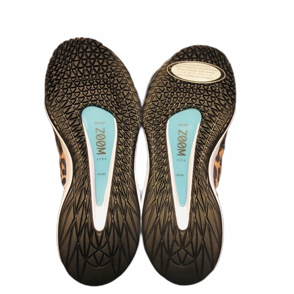 Nikecourt Zoom Leopard Cheetah Women’s Size 6.5 - Picture 6 of 7